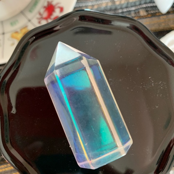 Angel Aura Quartz Tower - Picture 4 of 6